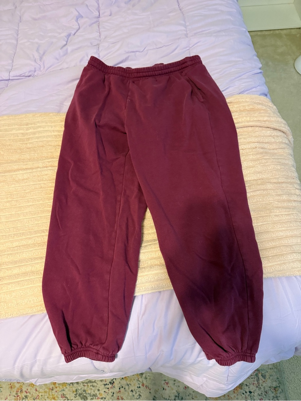 Old Navy Maroon Women's Cropped Sweatpants